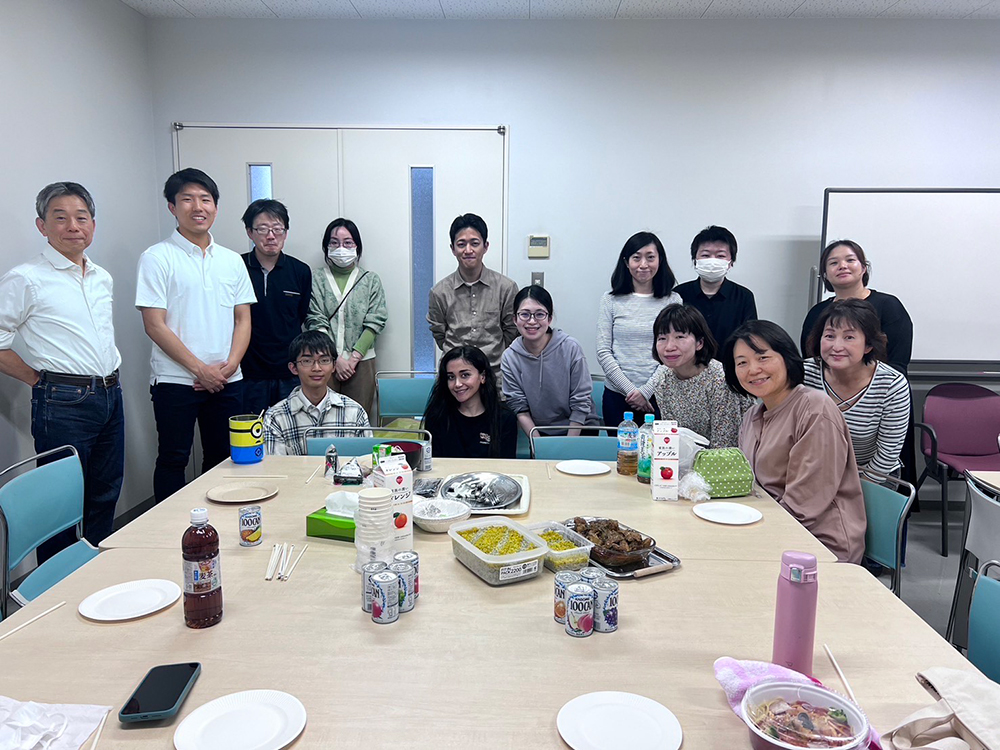 Fatemeさんが母国料理をふるまってくれました。