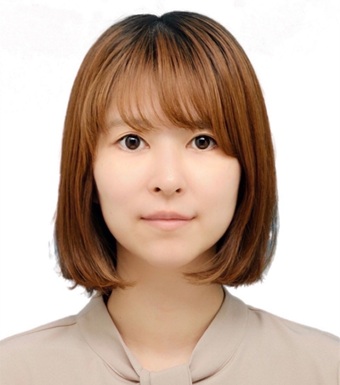 佐方初奈