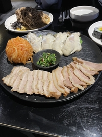 鷲見_ソウル_現地の料理.jpg