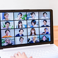 英語クラス・オンライン国際合同講義